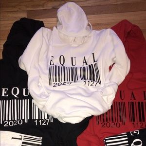 Pullover hoodies
